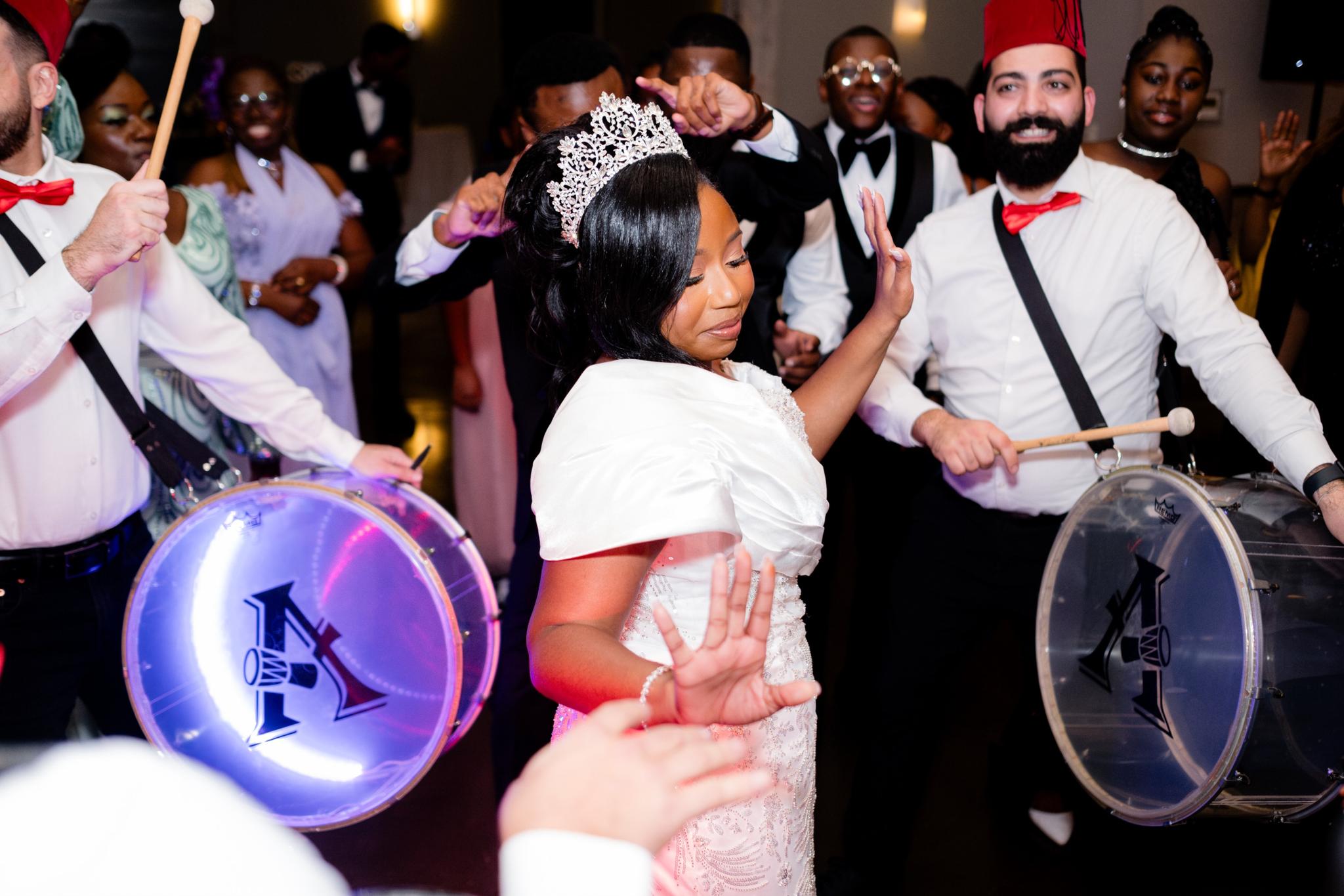 How Much Should I Pay for a Wedding Photographer in Ottawa?